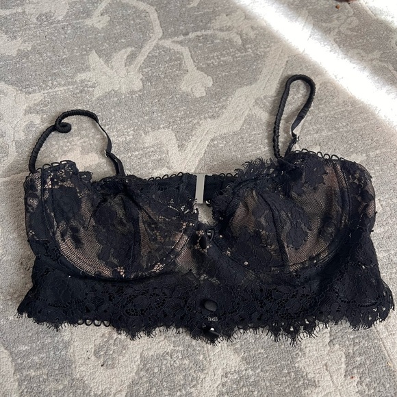 For Love And Lemons Black Lace Bra. A6 - Picture 3 of 4